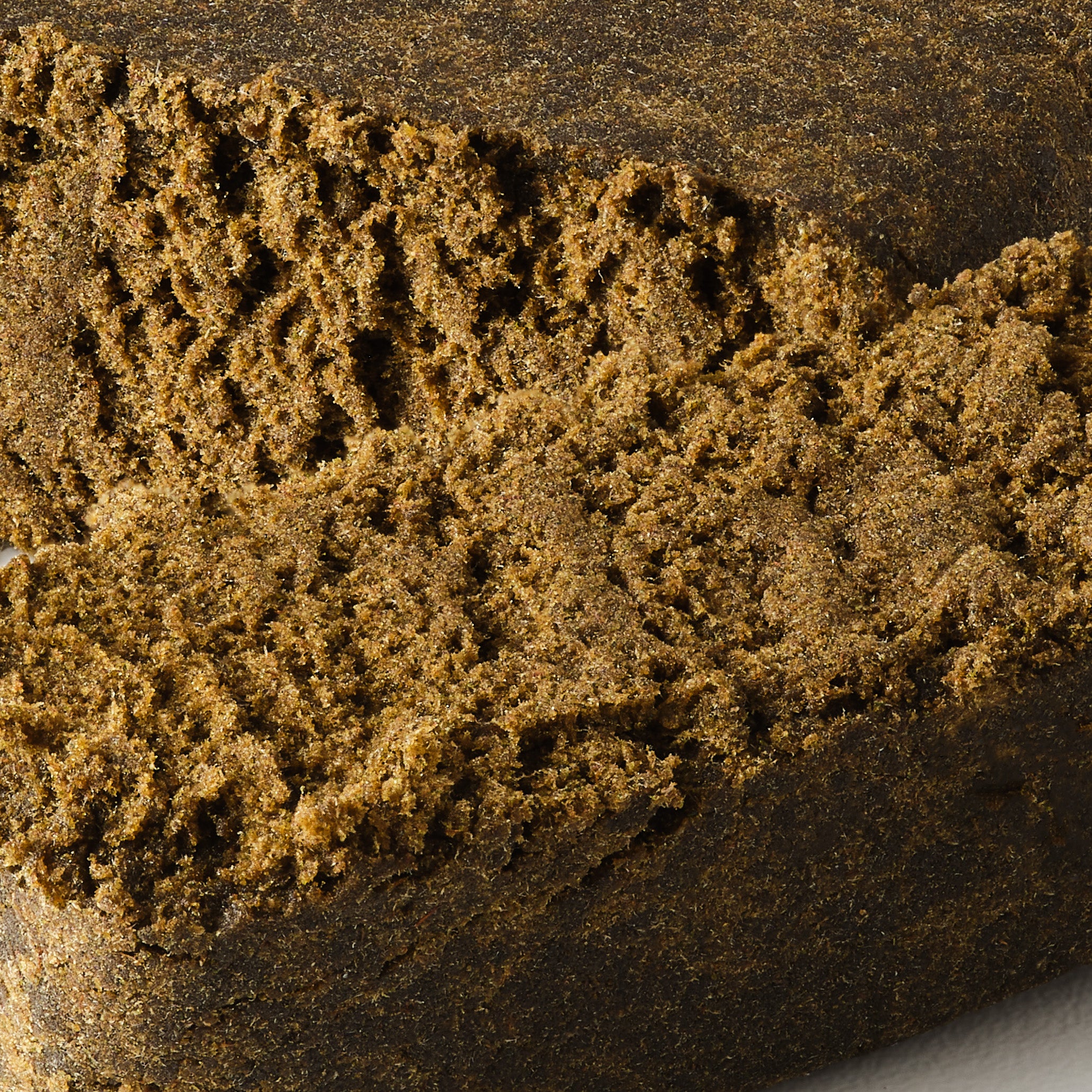 King Hassan | CBD + CBG Hash | Easy Weed | 24%* - HempHash